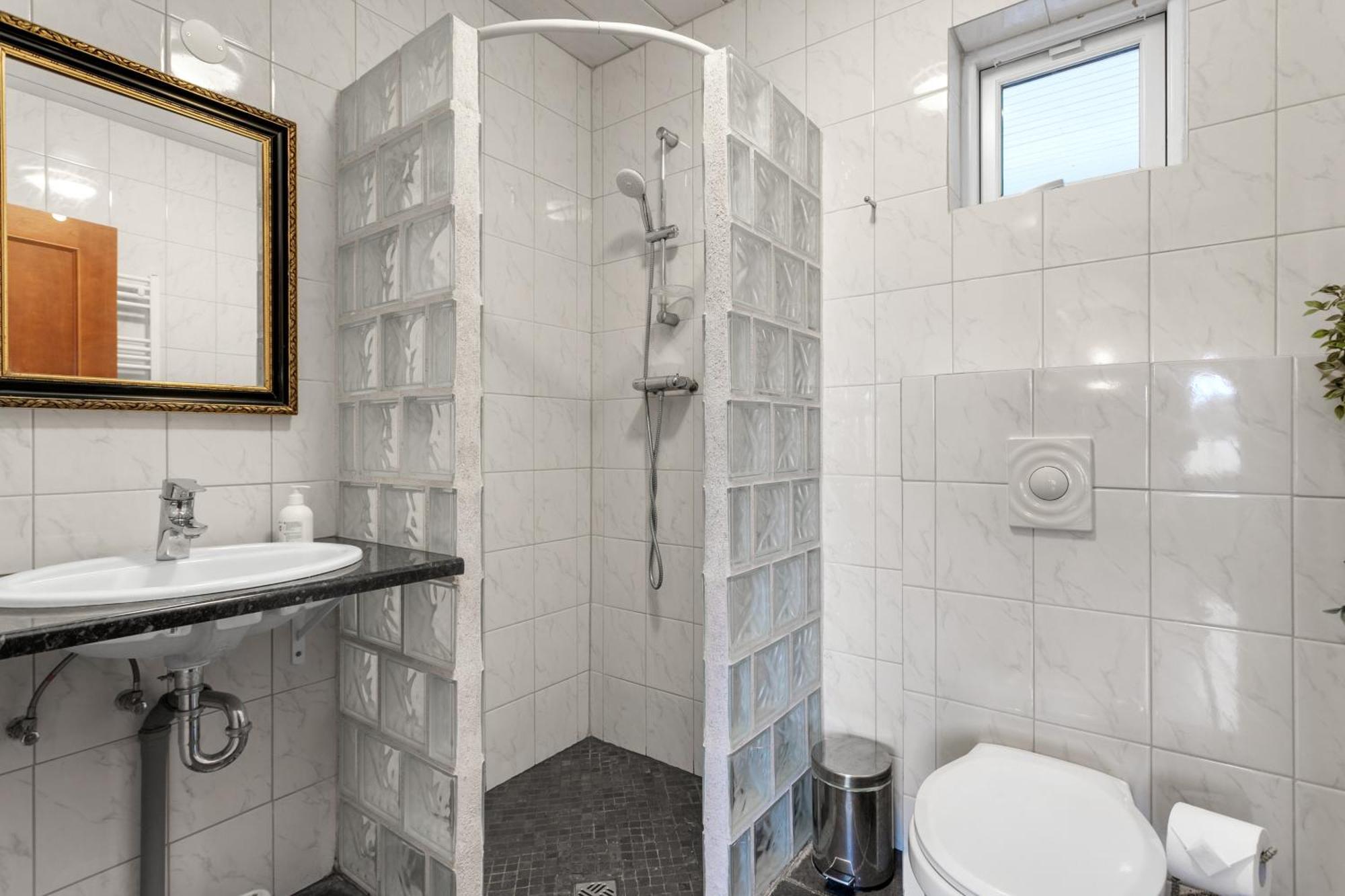 Charming Villa With A Hot Tub, By The Golden Circle 레이크홀트 외부 사진